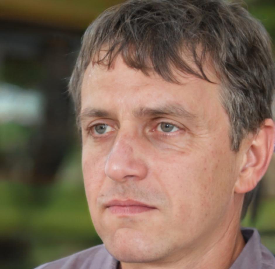 Marcus Thornfield, Financial Educator and Program Director